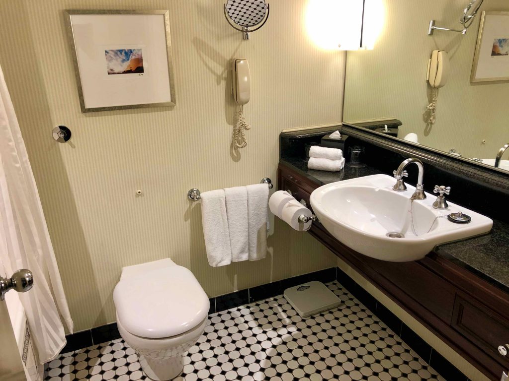 InterContinental Sydney bathroom