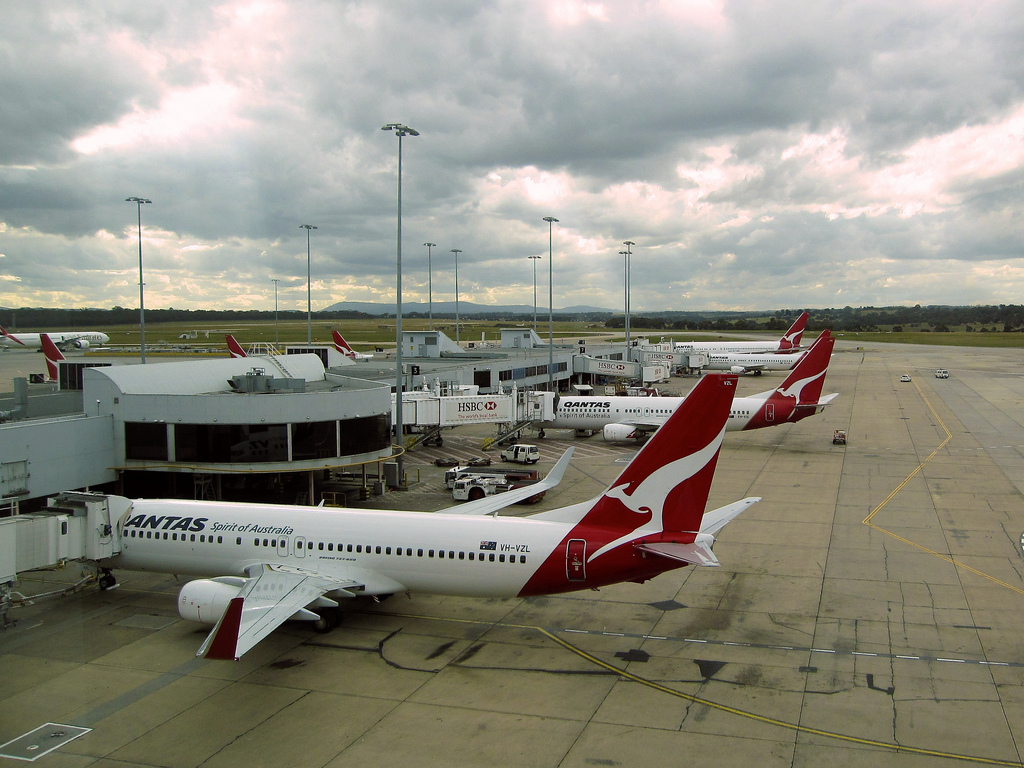 Melbourne Sydney - Qantas Domestic QF444 Review