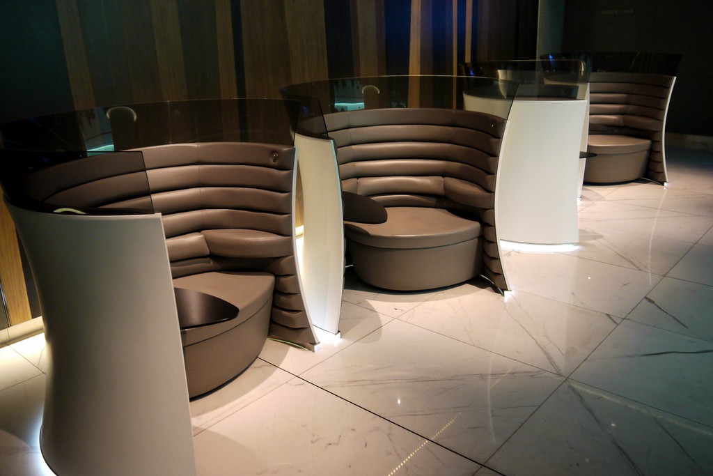 Cathay Pacific's - The Cabin Lounge review