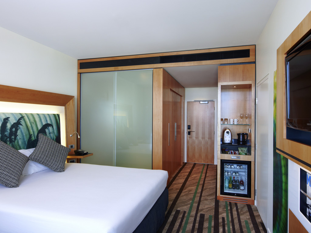 Novotel Auckland Airport Superior King Room - Picture Review | Point Hacks