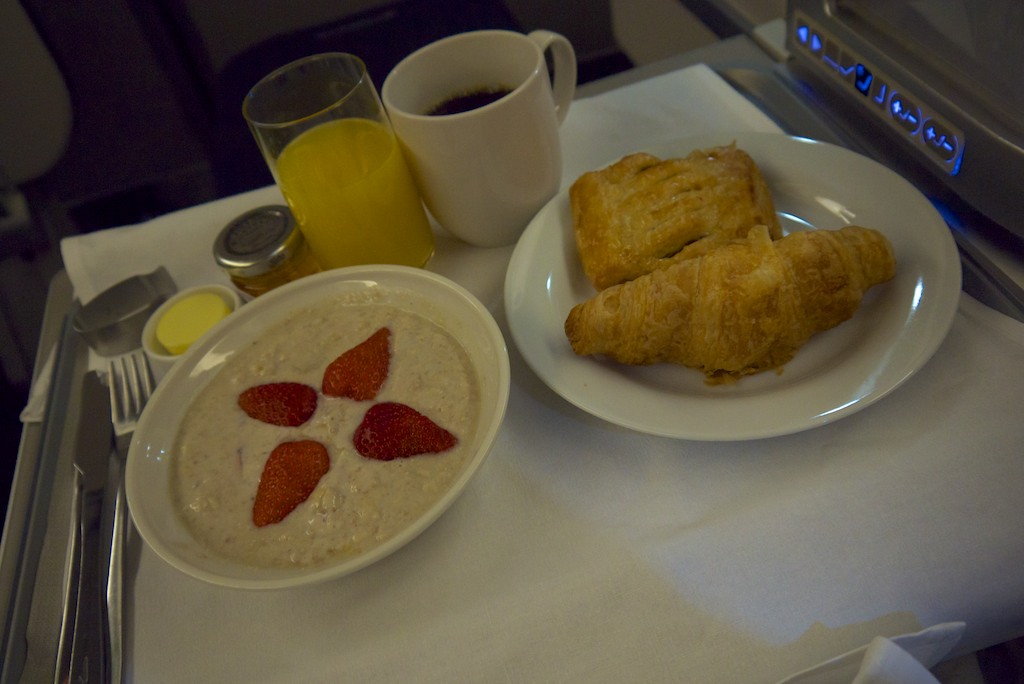 14 2nd Breakfast - British Airways Club World - BA15 - London to Sydney