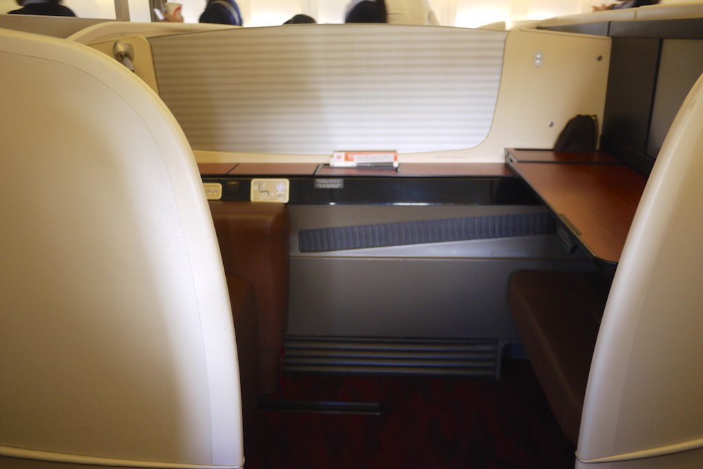 3 Japan Airlines First Class Cabin - JL772 - Sydney - Tokyo | Point Hacks