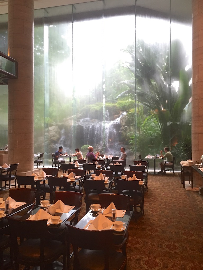 Sheraton Towers Singapore - Lobby & Breakfast | Point Hacks
