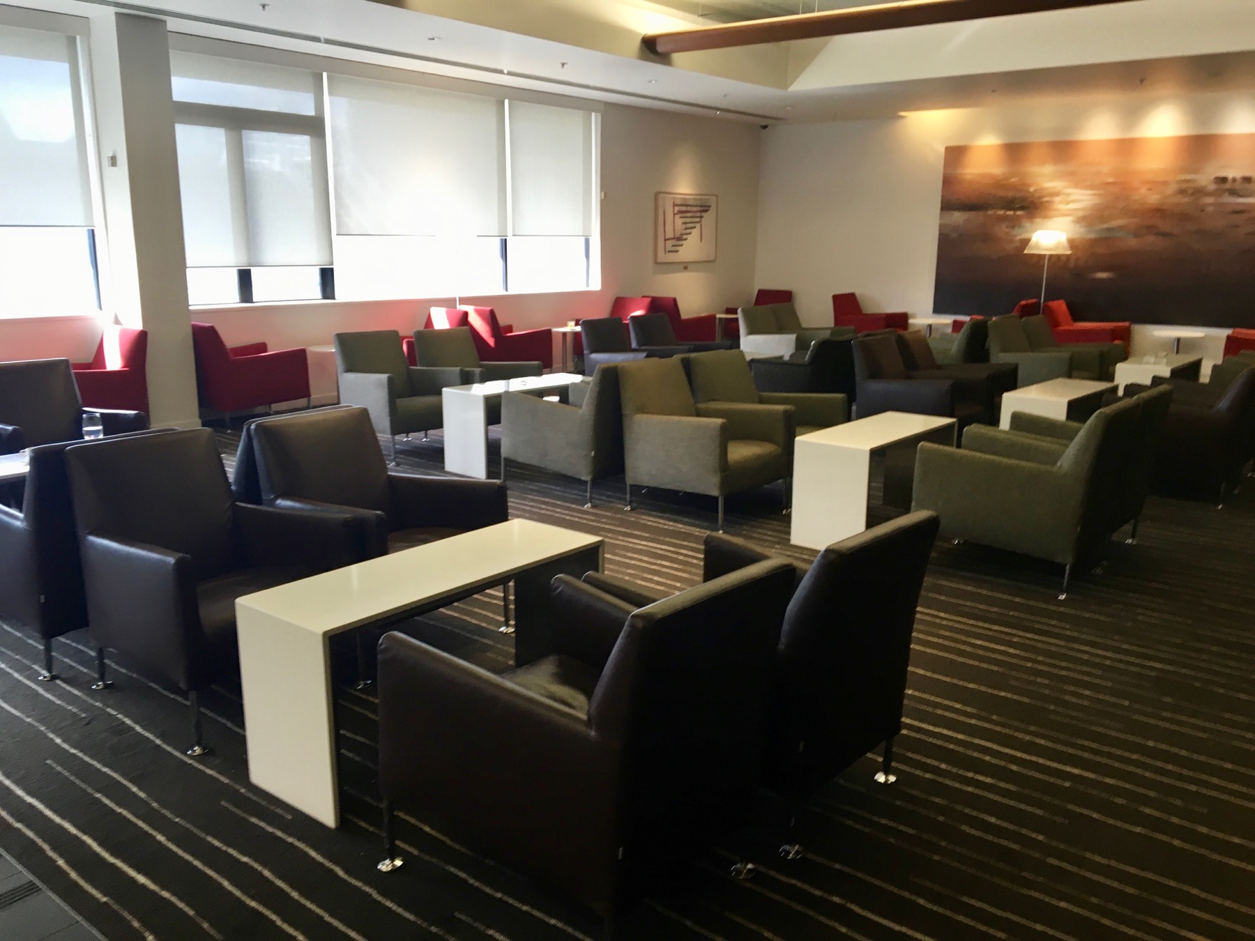 Qantas Auckland International Business Lounge | Point Hacks