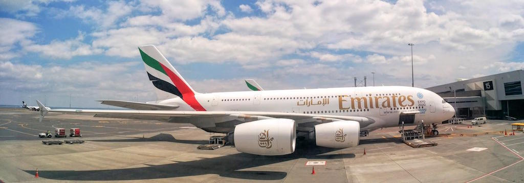 emirates-ek406-business-class-a380-800-and-lounge-review_0