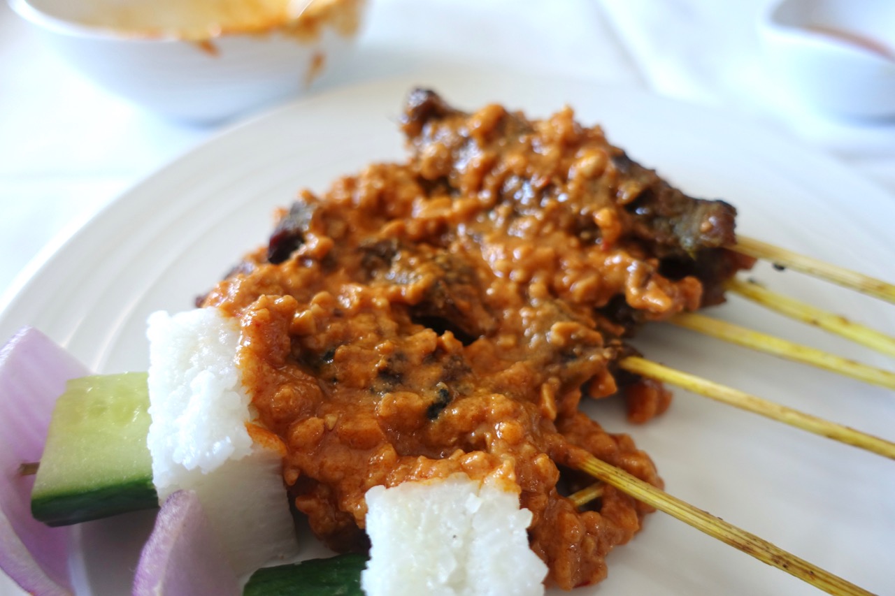 Malaysia Airlines A380 First Class satay