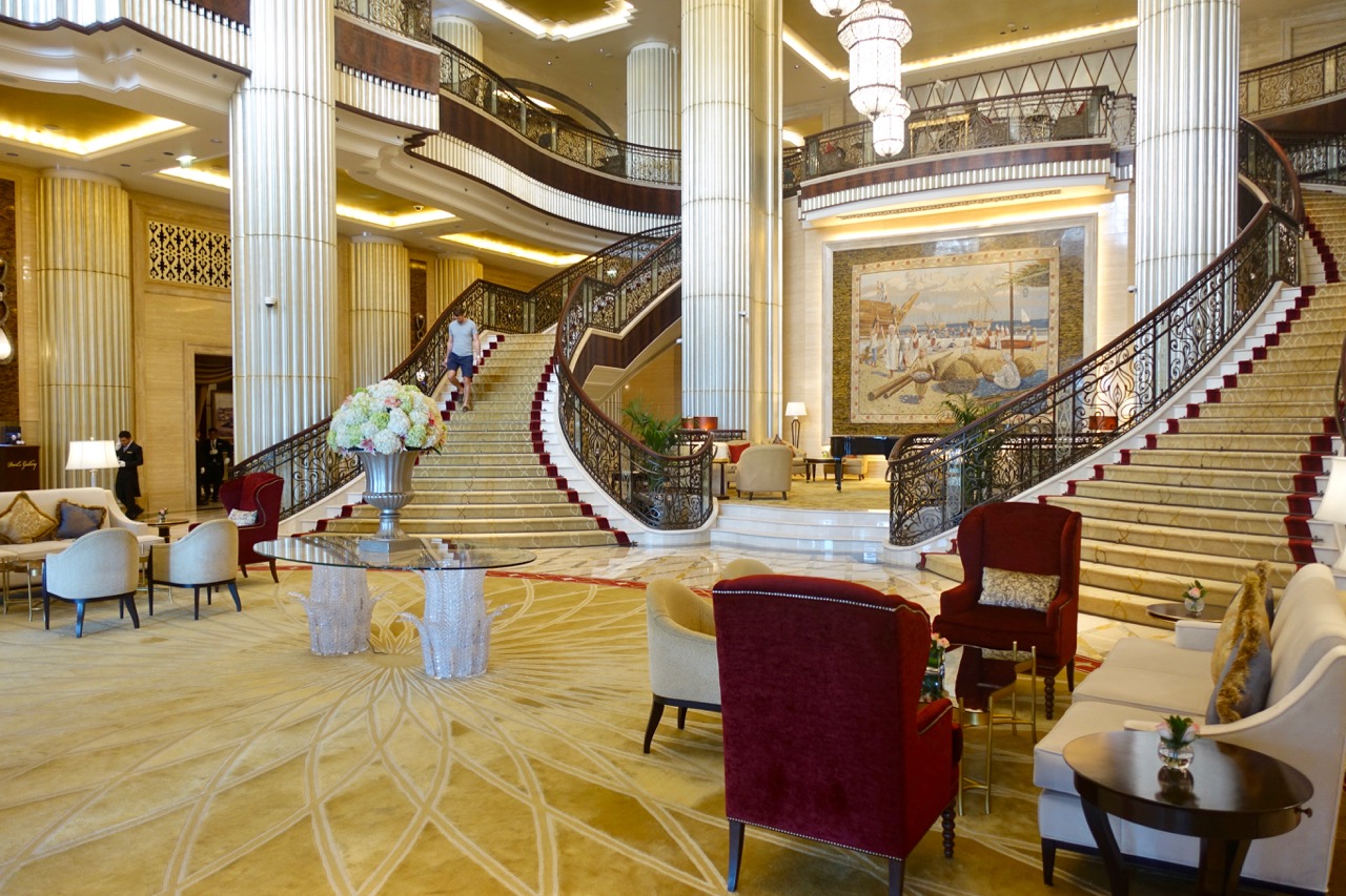 The St. Regis Abu Dhabi Lobby | Point Hacks