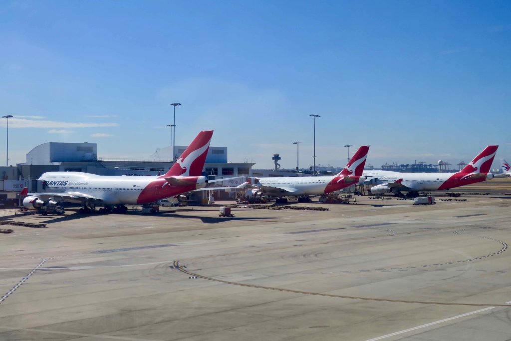 Three planes Qantas Planes at tarmac | Point Hacks
