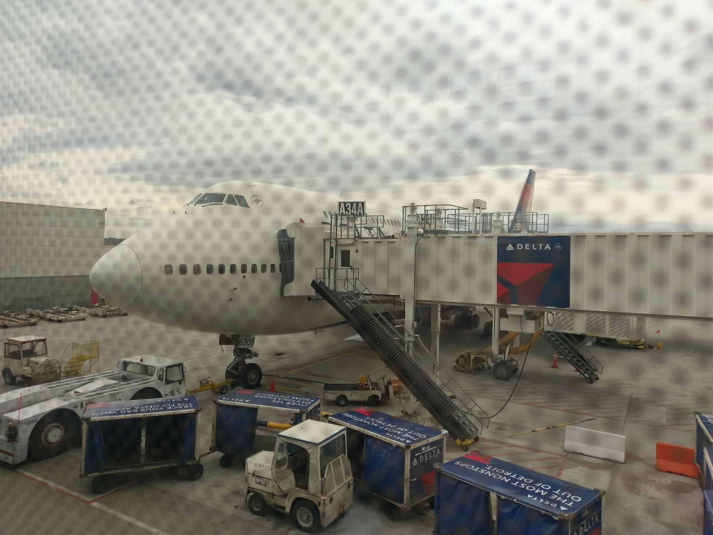 Delta 747 