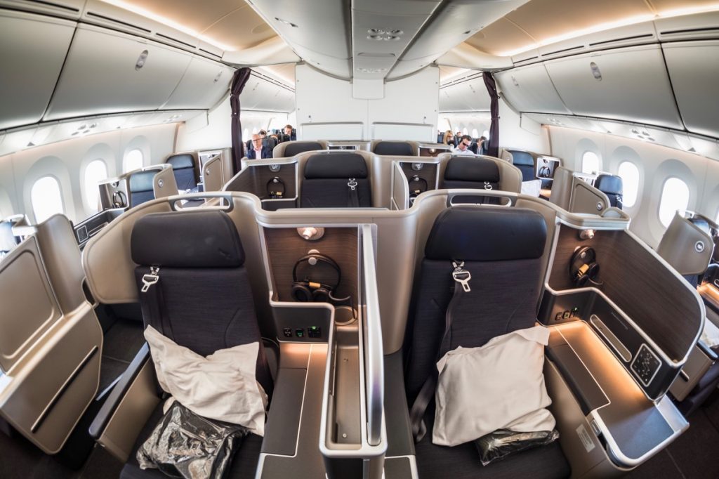 Qantas Boeing 787 Dreamliner Business Class cabin
