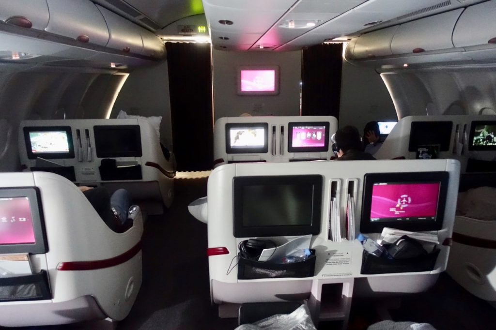Qatar Airways A330-200 Business Class