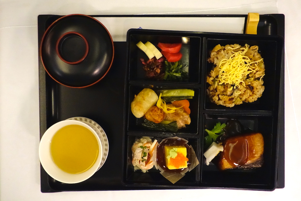 Singapore Airlines 777-300ER Food