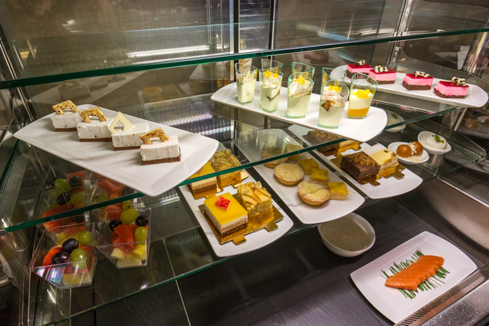 Emirates First Class Lounge Terminal 3 Concourse C Dubai food