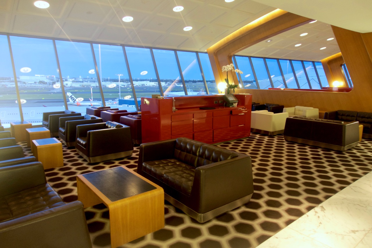 Qantas International First Class Lounge Sydney review | Point Hacks
