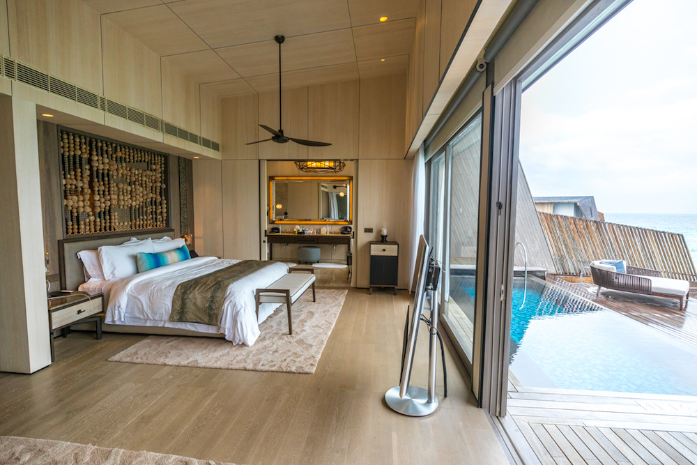 The St. Regis Maldives Vommuli Resort - Overwater Villa