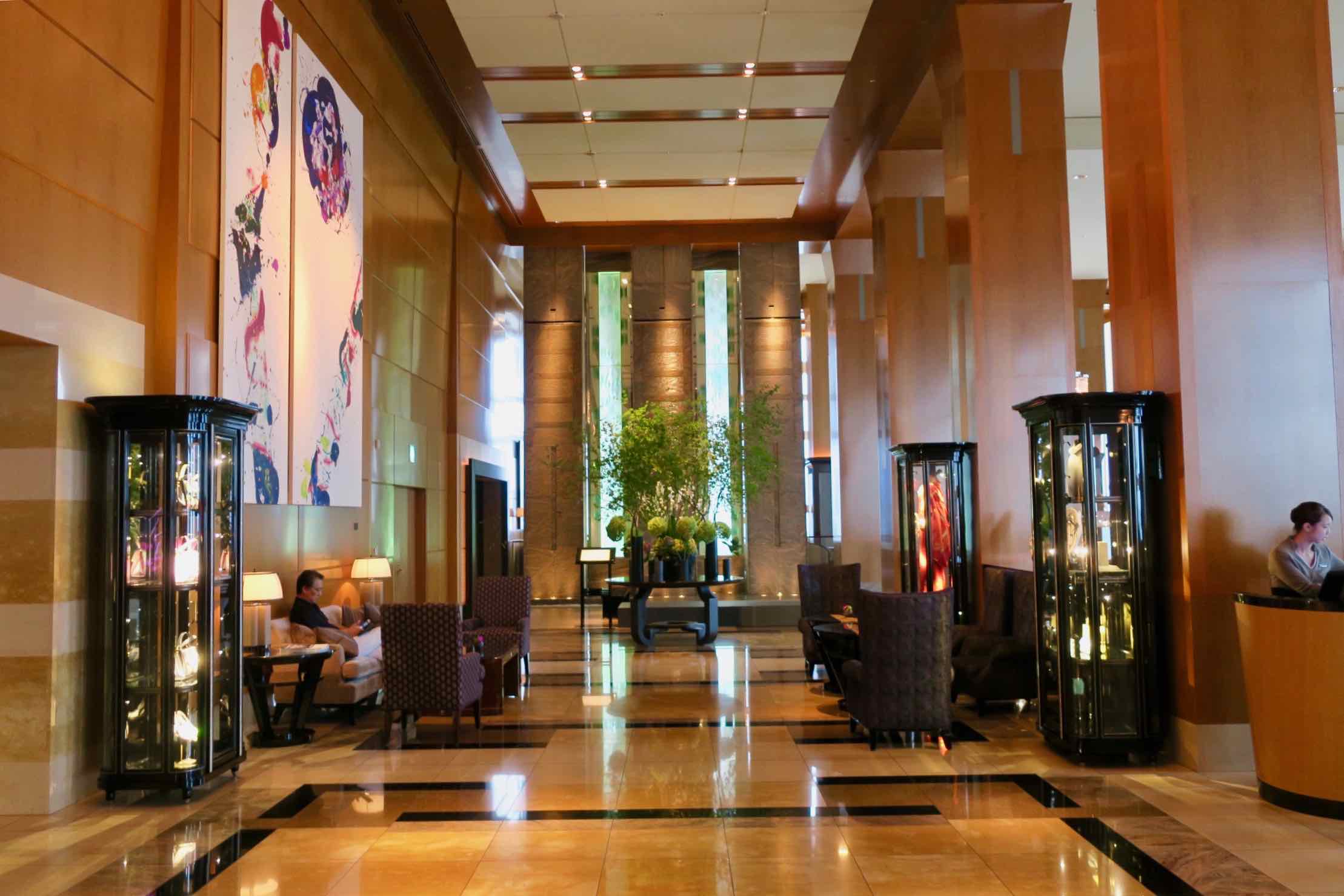 The Ritz-Carlton, Tokyo lobby