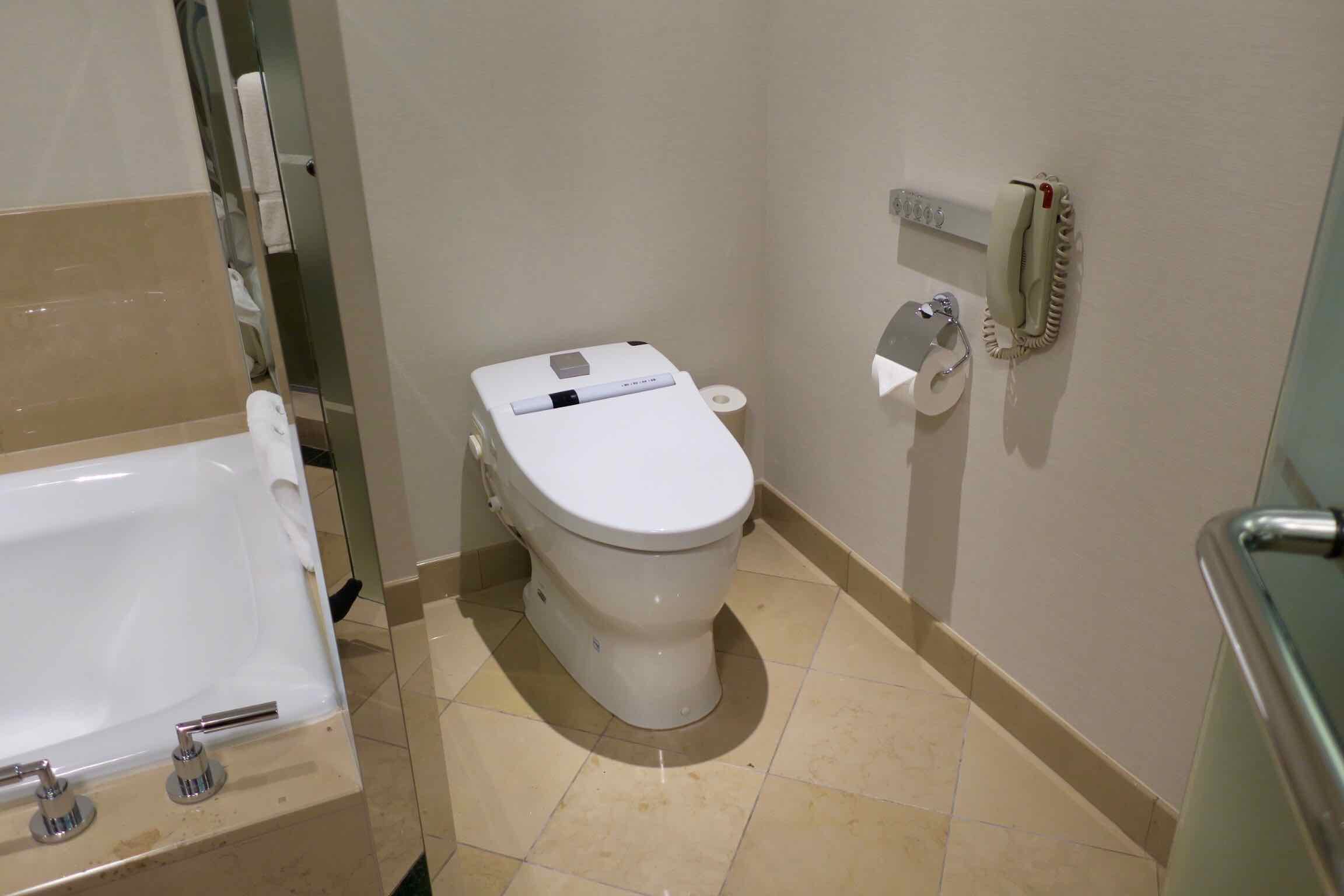 The Ritz-Carlton, Tokyo toilet
