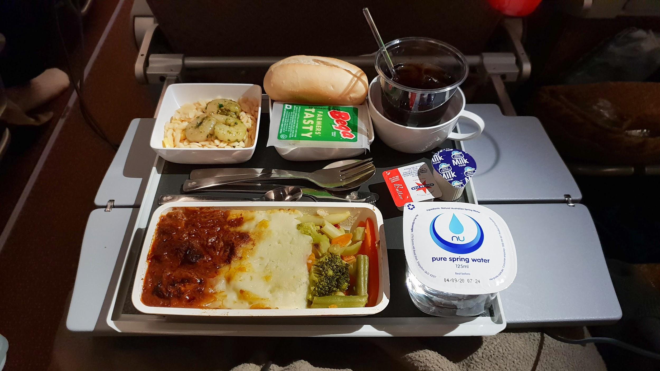 Singapore Airlines A350 Economy meal