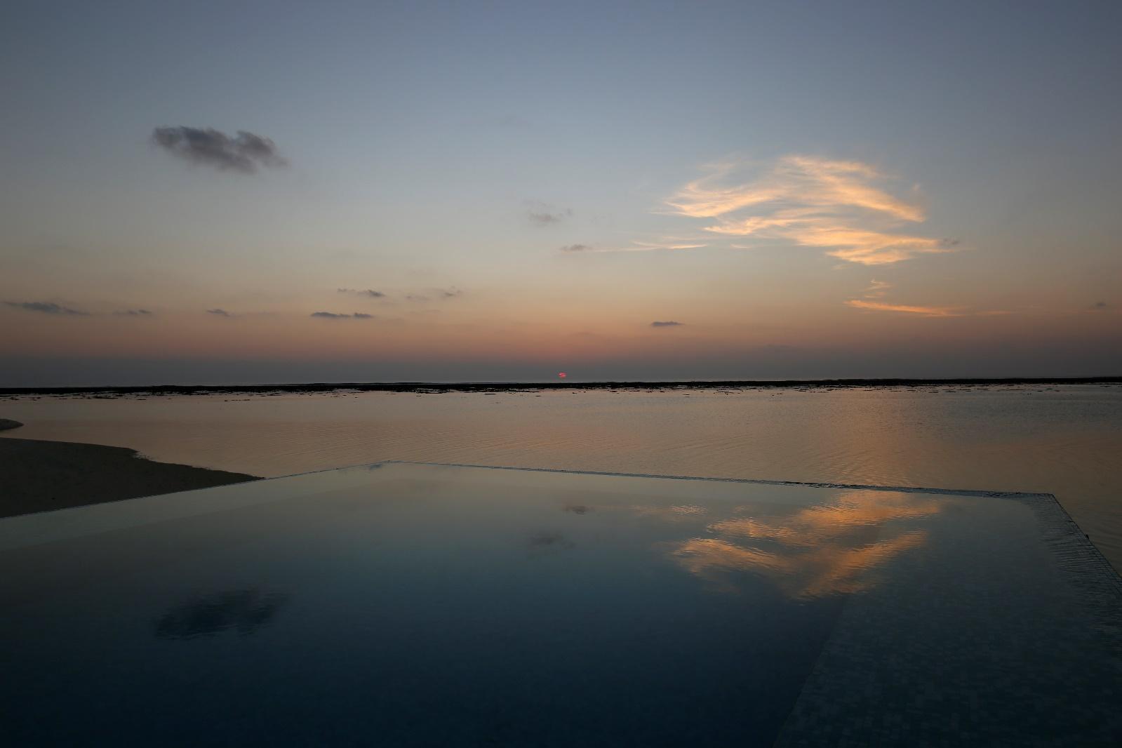 Conrad Rangali Maldives Sunset Water Villa infinity pool sunset view