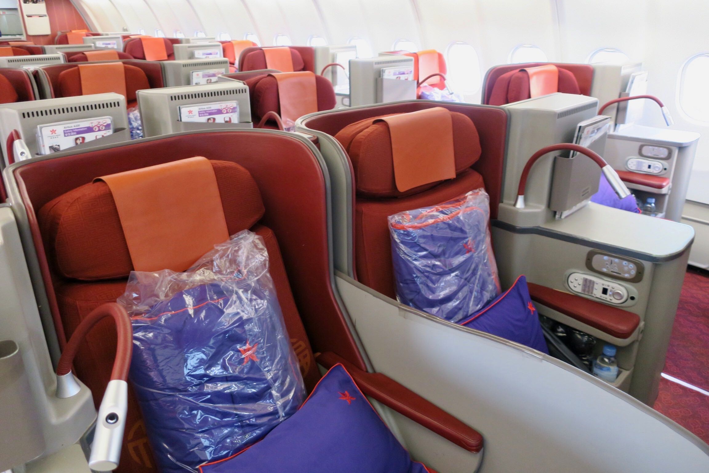 Hong Kong Airlines A330 Business Class seat