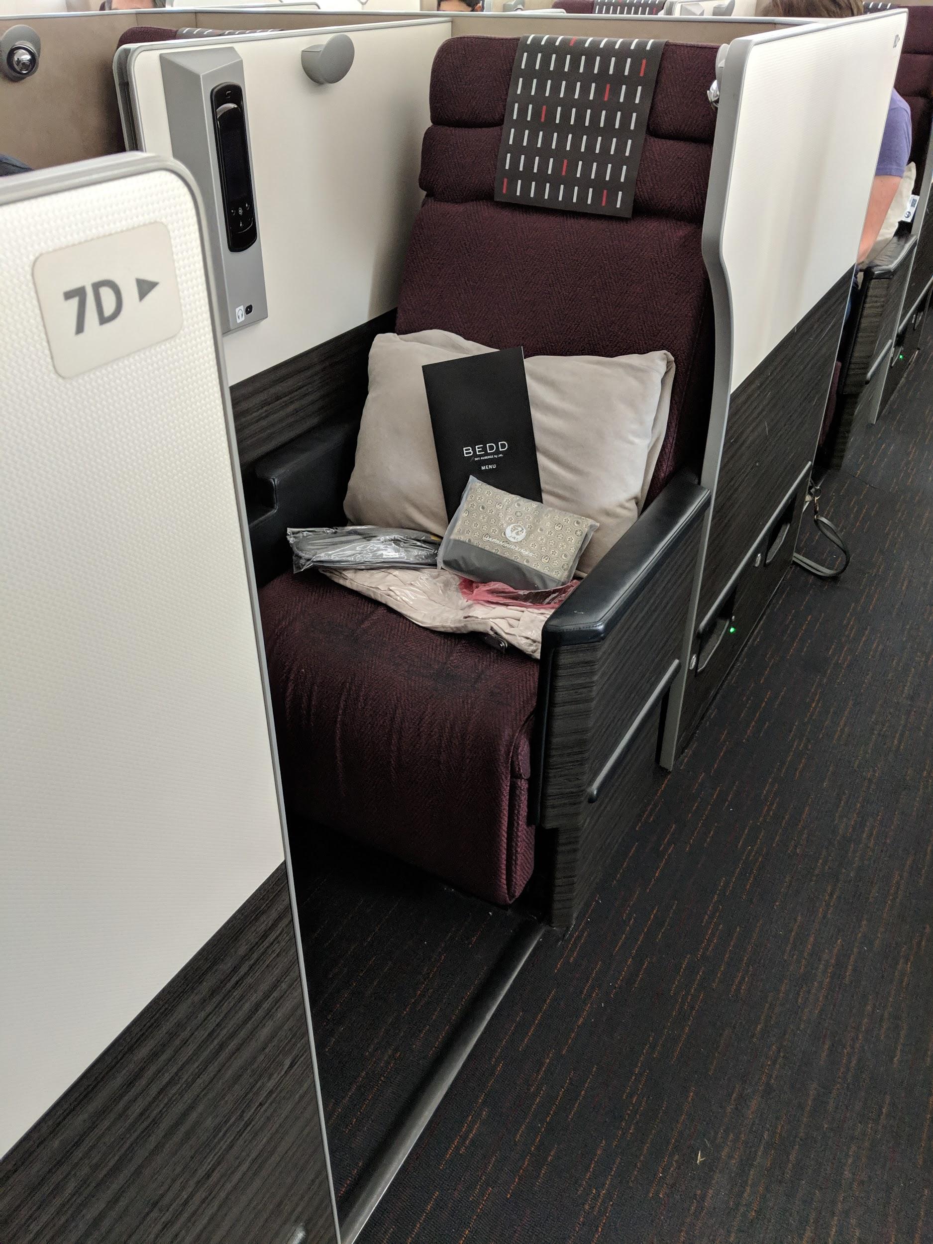JAL Boeing 787 Business Class seat