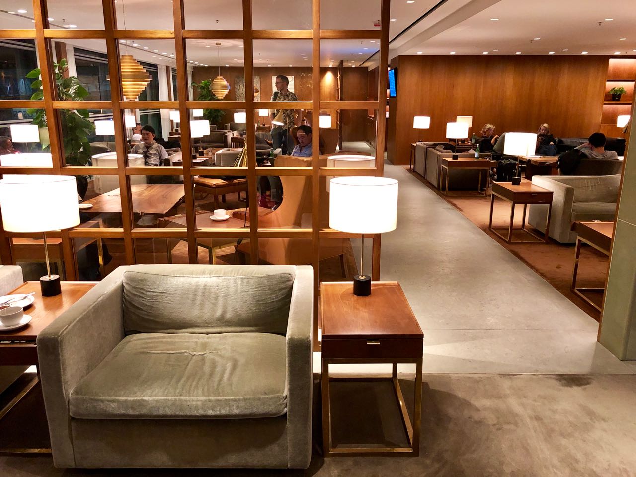 Cathay Pacific The Pier First Class Lounge lounge
