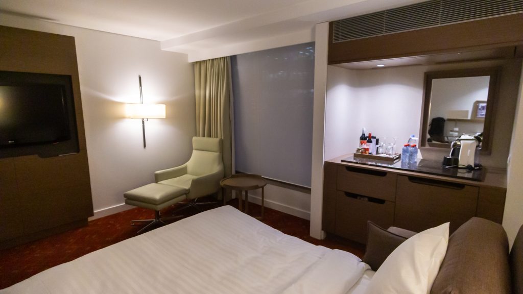 Melbourne Marriott Hotel King Suite