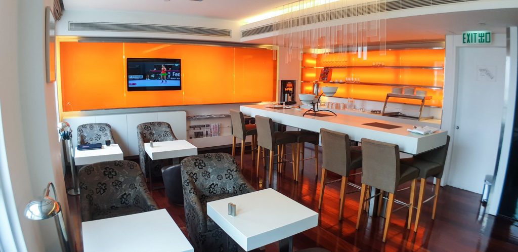 Novotel Century Hong Kong Premier Club Lounge
