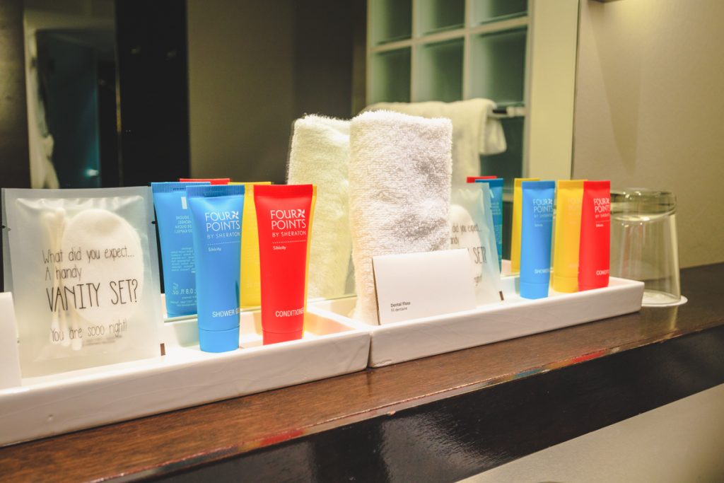 Four Points by Sheraton Sihlcity - Zurich bathroom amenities