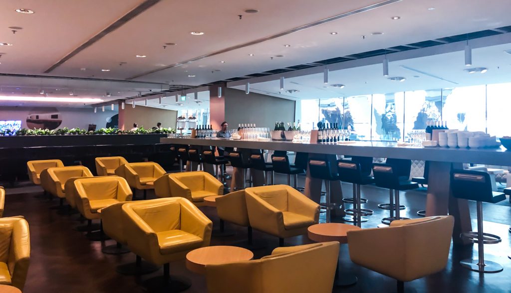 Qantas Singapore Lounge layout - 3