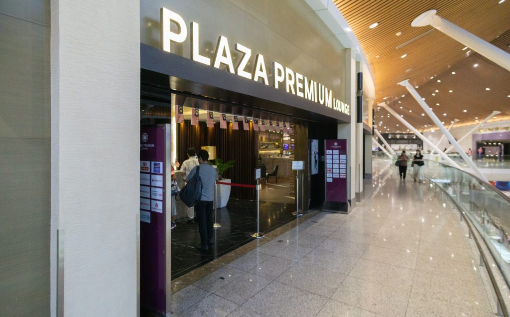 Plaza Premium KLIA Satellite entrance