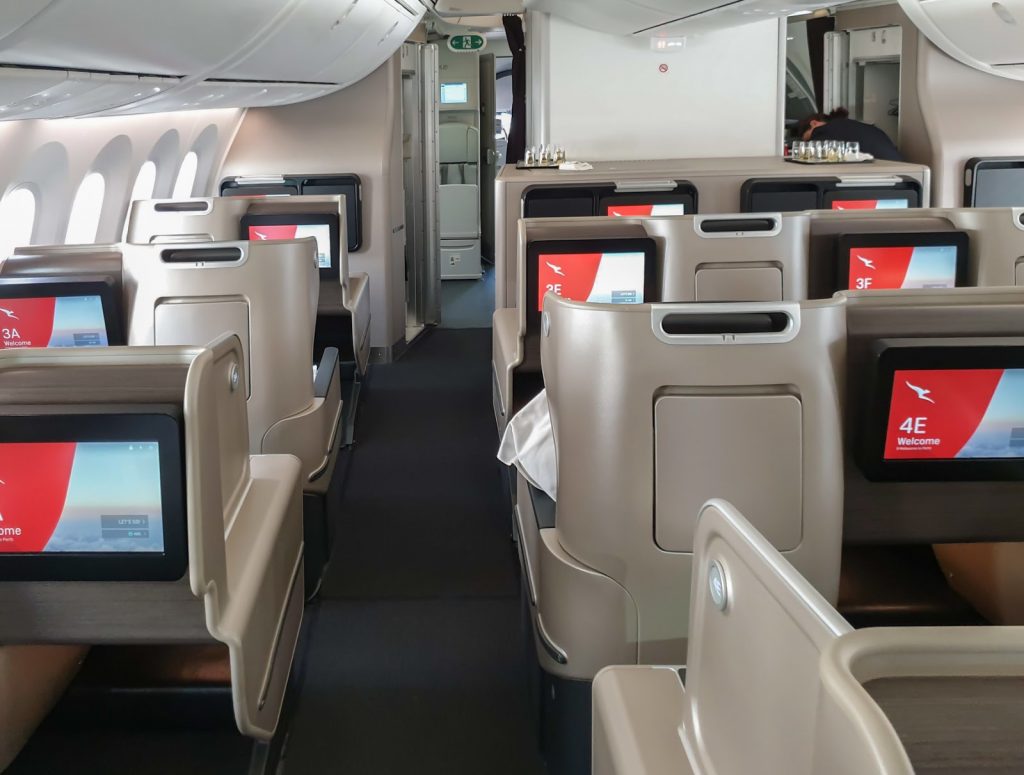 QF9 Qantas 787 Business Class cabin