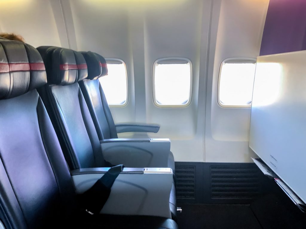 Virgin Australia 737 Economy X Row 3