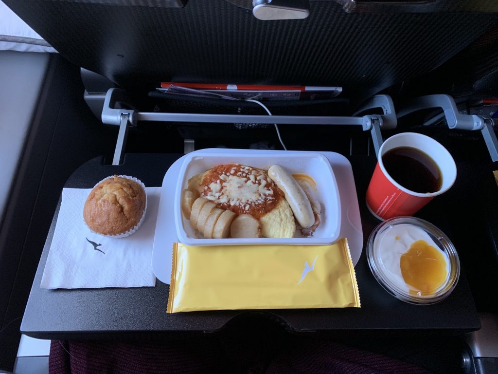 Qantas A380 Economy breakfast
