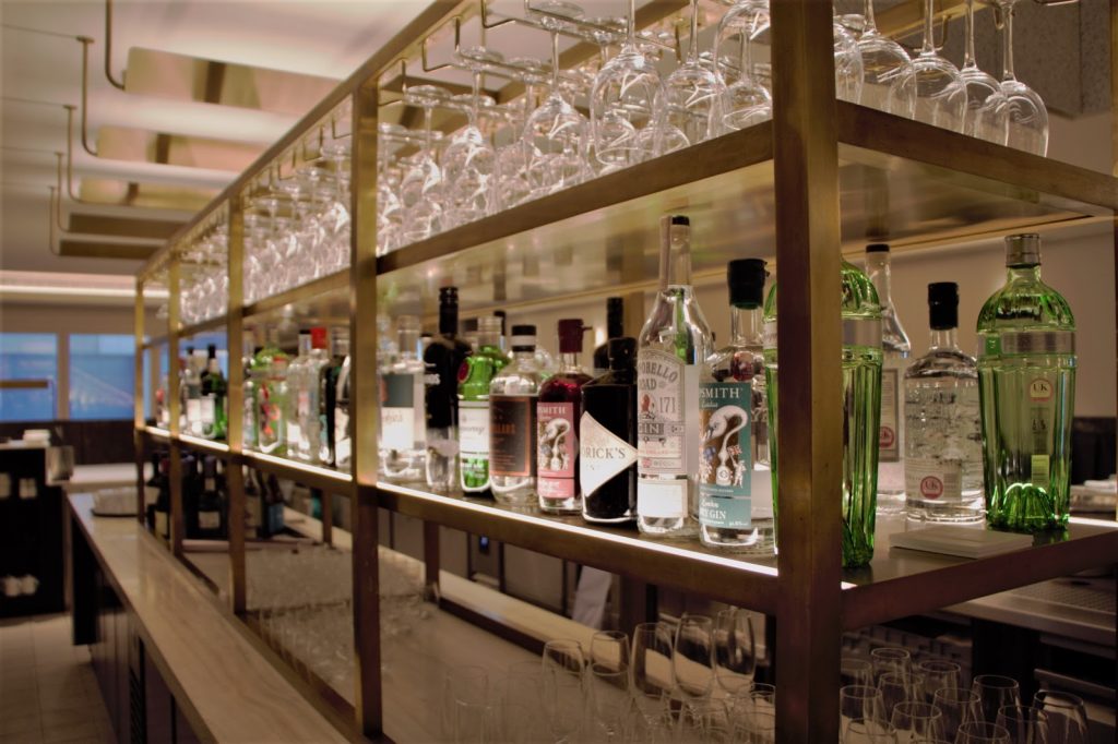 Qantas International London Lounge Gin bar