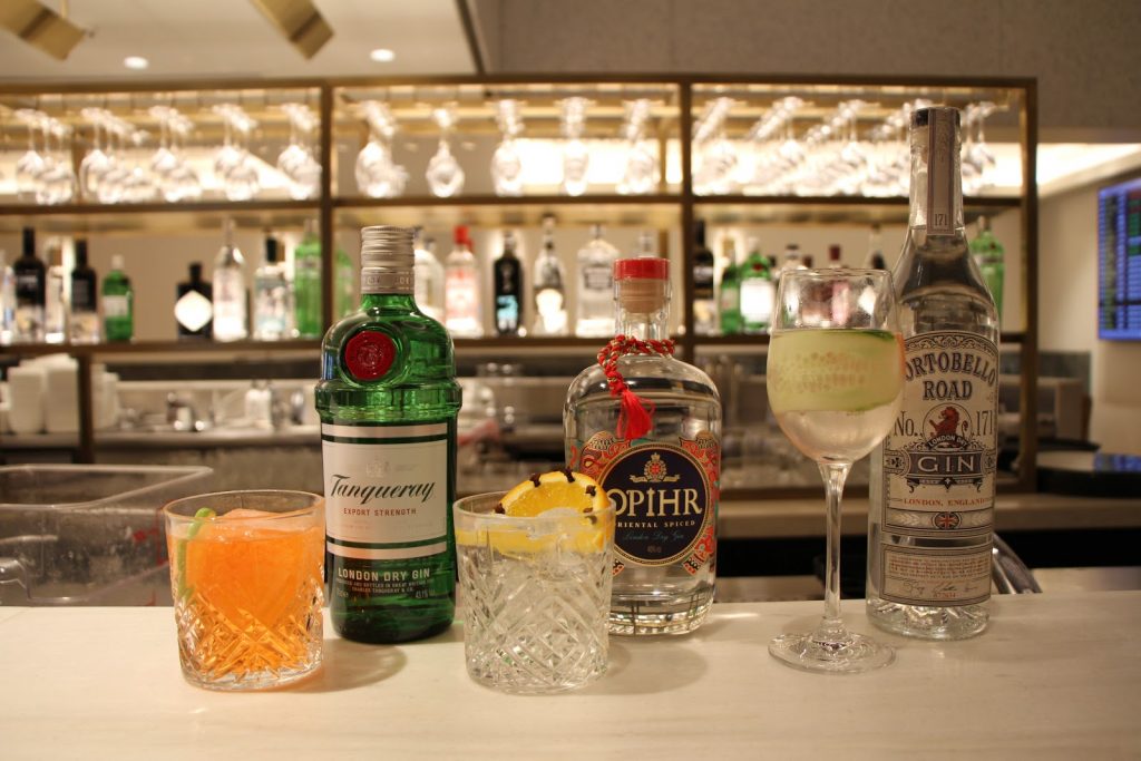 Qantas International London Lounge cocktails