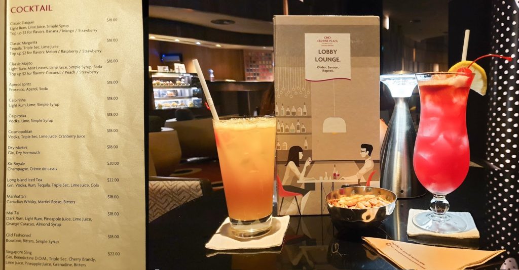 Crowne Plaza Changi Airport Lobby Lounge drinks