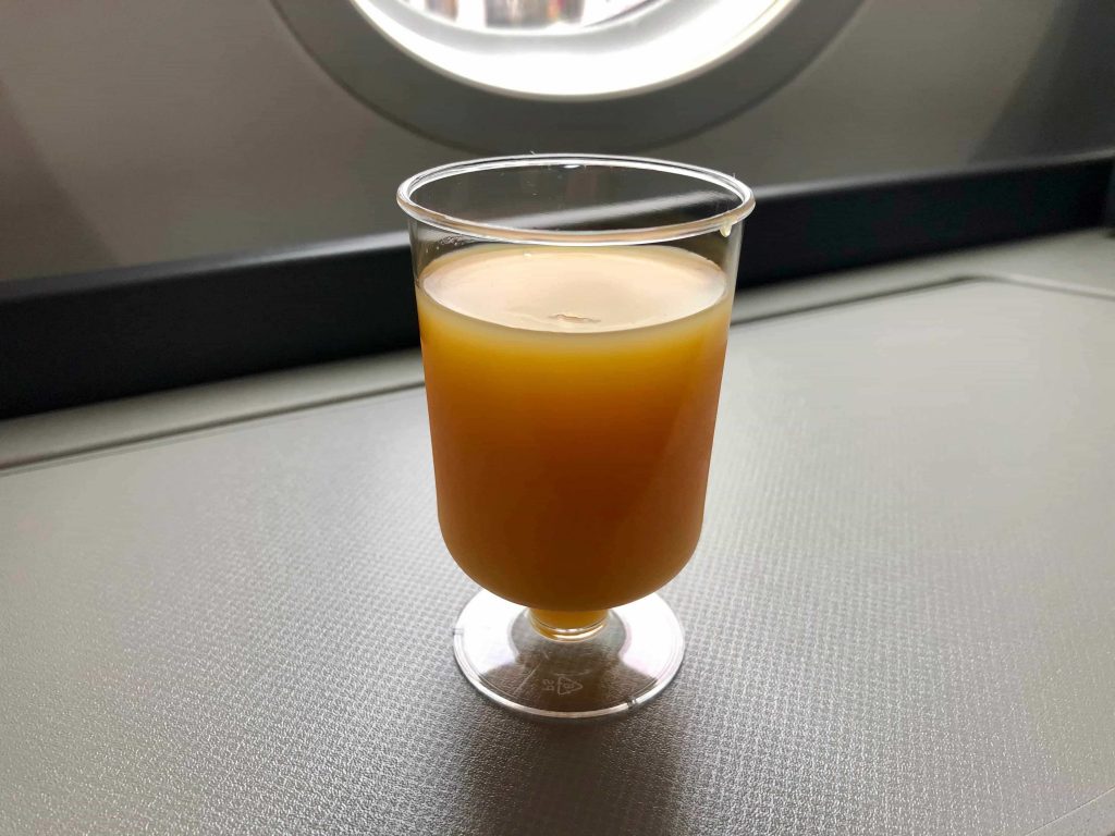 American Airlines 787-9 Business Class welcome drink
