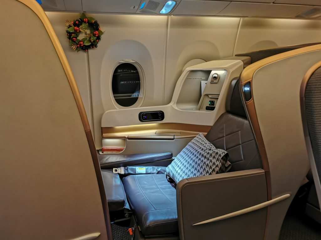 Singapore Airlines A350 Business Class - BNE-SIN seat