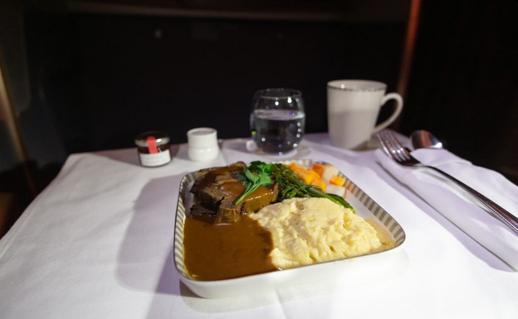 Singapore Airlines A350 Business Class - BNE-SIN food