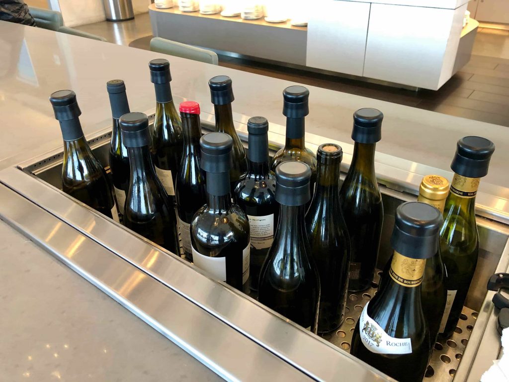 American Airlines Flagship Lounge Los Angeles wine