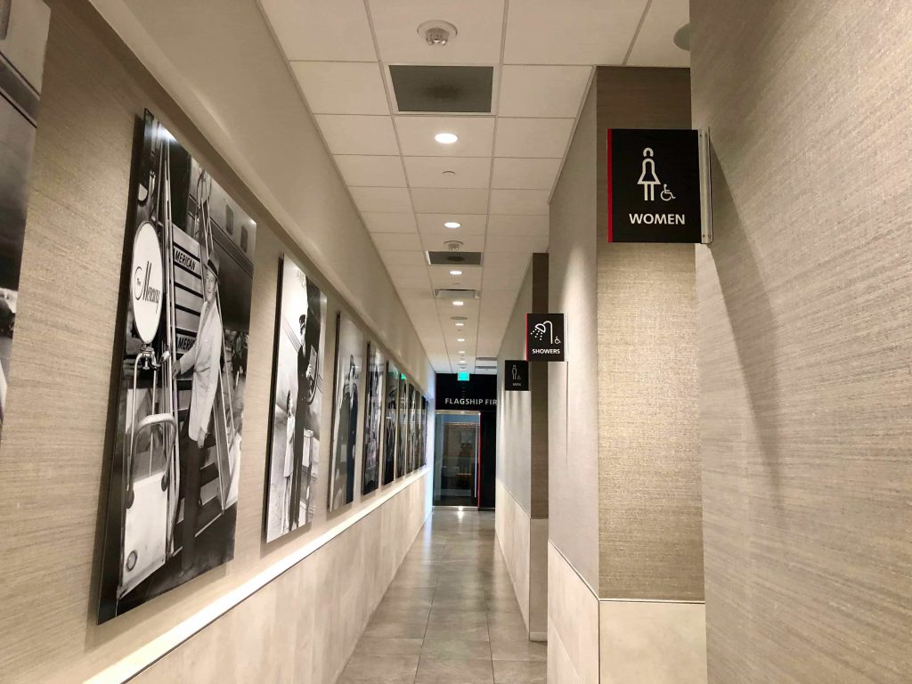American Airlines Flagship Lounge Los Angeles bathrooms